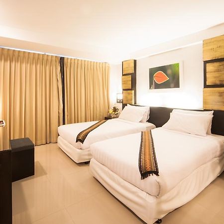 Crystal Inn Phuket Dış mekan fotoğraf