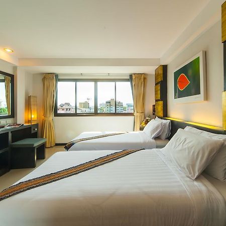 Crystal Inn Phuket Dış mekan fotoğraf
