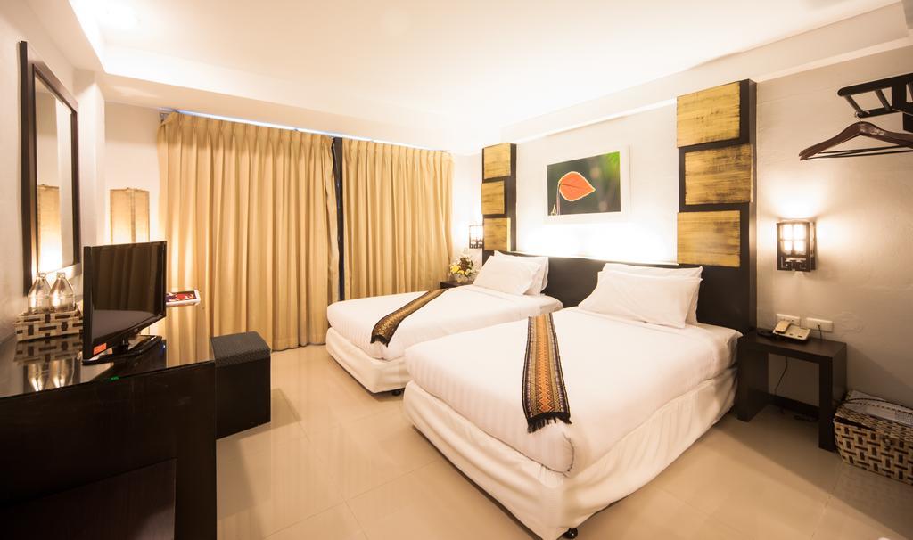 Crystal Inn Phuket Dış mekan fotoğraf