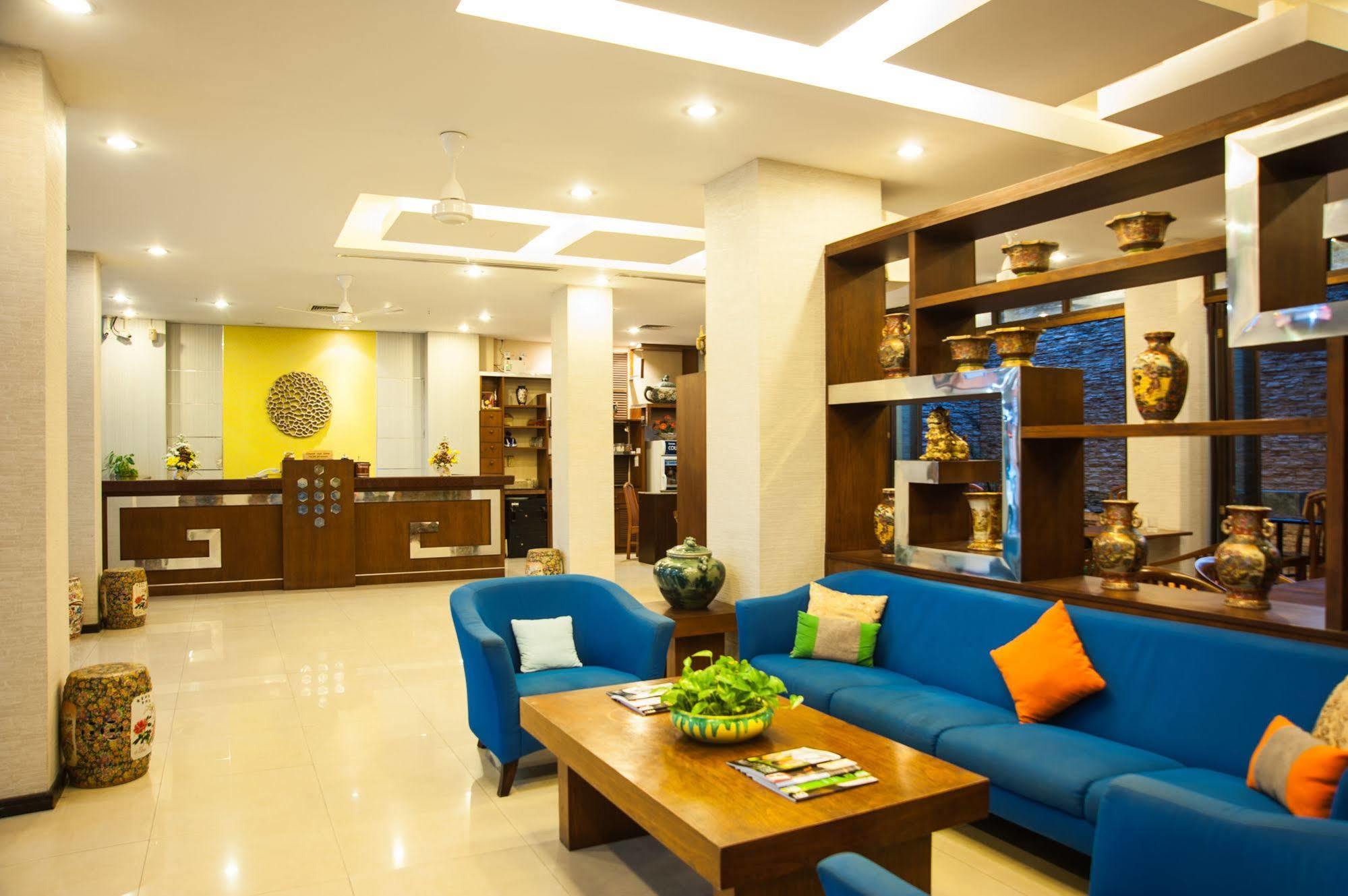 Crystal Inn Phuket Dış mekan fotoğraf