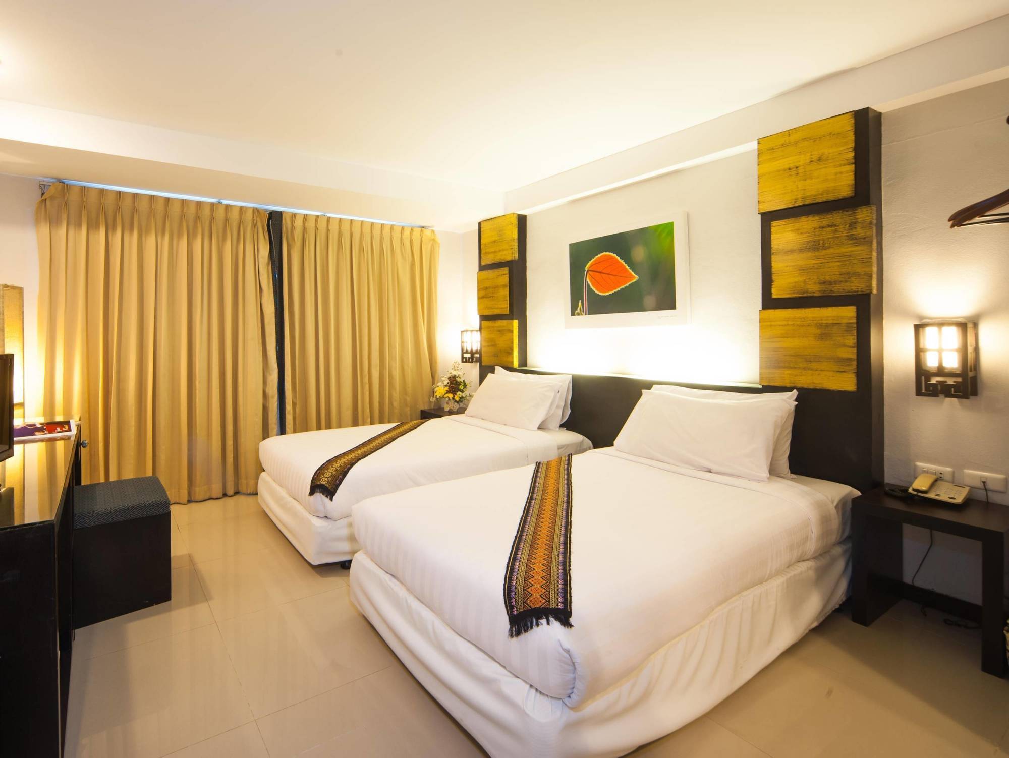 Crystal Inn Phuket Dış mekan fotoğraf