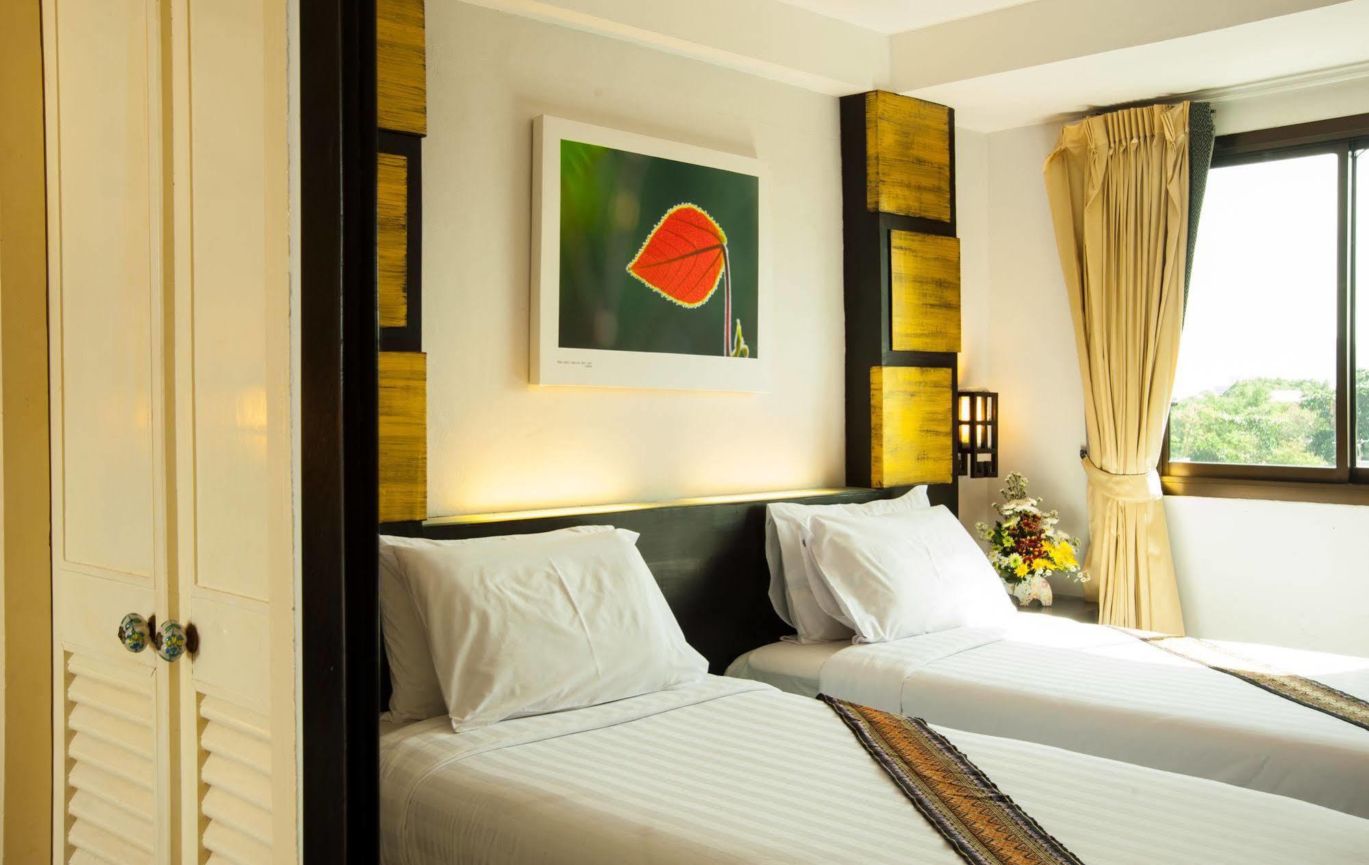 Crystal Inn Phuket Dış mekan fotoğraf